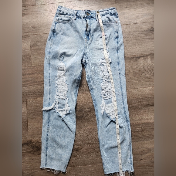 Hollister Ultra High Rise Mom jeans size7R w28 L27 - Picture 6 of 10